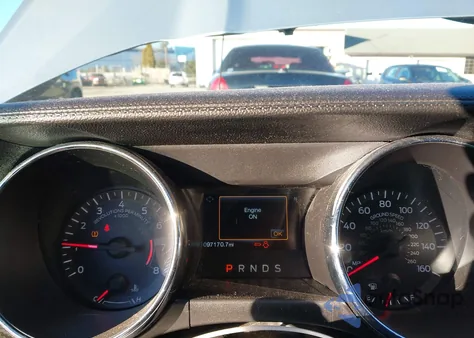 2015 Ford Mustang V6 z USA, uszkodzony, nr VIN 1FATP8EM8F5372142